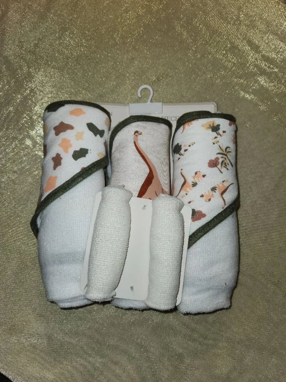 NEW Baby Dinosaur Hooded Bath Towels Washcloths 5 Piece Set Gift White Green